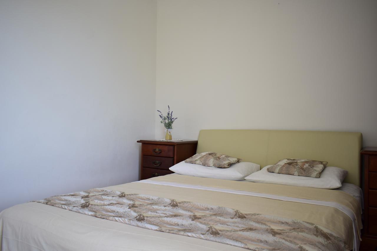 Apartment Bor - On The Beach Malinska Exterior foto